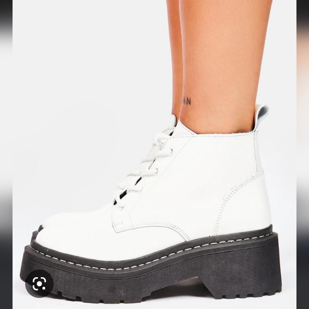 Steve Madden White Lillia Combat Boots (BNWT+Box)
